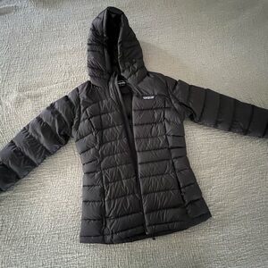 Womens Patagonia Black Hooded Jacket